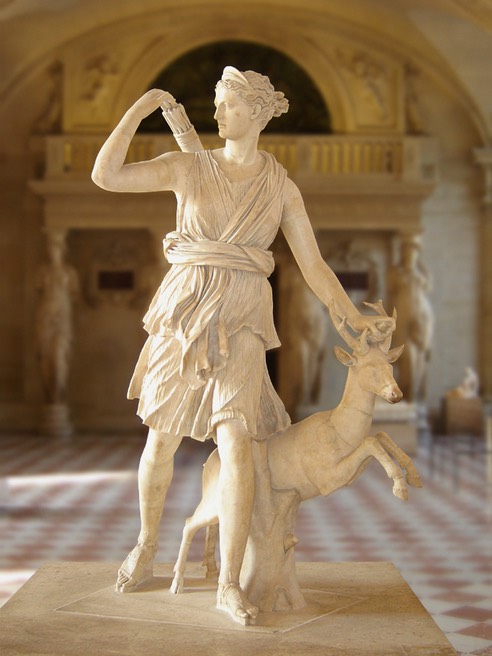 Diane de Versailles Leochares 2